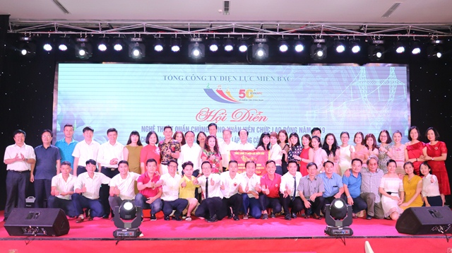 Bế mạc Hội diễn văn nghệ quần chúng CNVC - NLĐ Tổng công ty Điện lực miền Bắc năm 2019