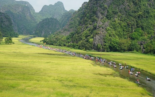 “Sắc vàng Tam Cốc - Tràng An” khởi động ấn tượng trong Tuần du lịch Ninh Bình năm 2020