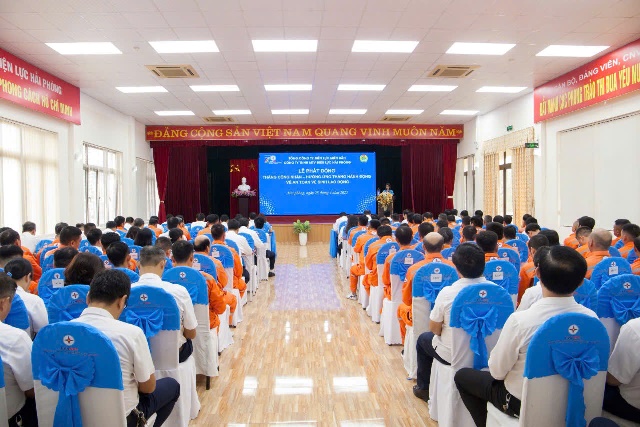 Điện lực Hải Phòng tổ chức phát động Tháng Công nhân, hưởng ứng Tháng hành động về ATVSLĐ, biểu dương người lao động tiêu biểu