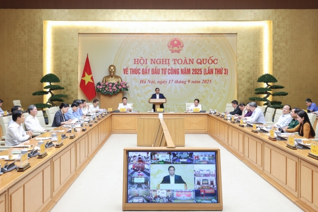 Thủ tướng: Bảo đảm giải ngân 100% vốn đầu tư công, nâng cao chất lượng và phát huy vai trò động lực tăng trưởng