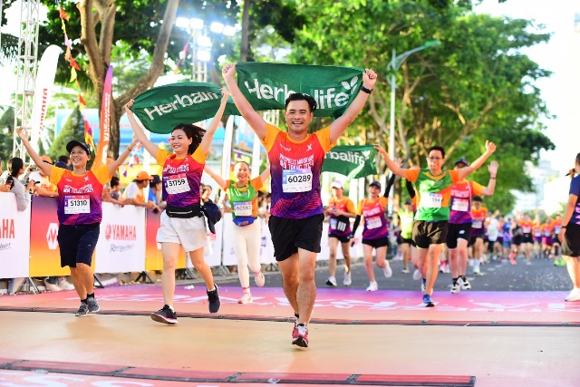 Herbalife Việt Nam đồng hành cùng giải VnExpress Marathon Nha Trang lần thứ ba liên tiếp để khuyến khích lối sống năng động