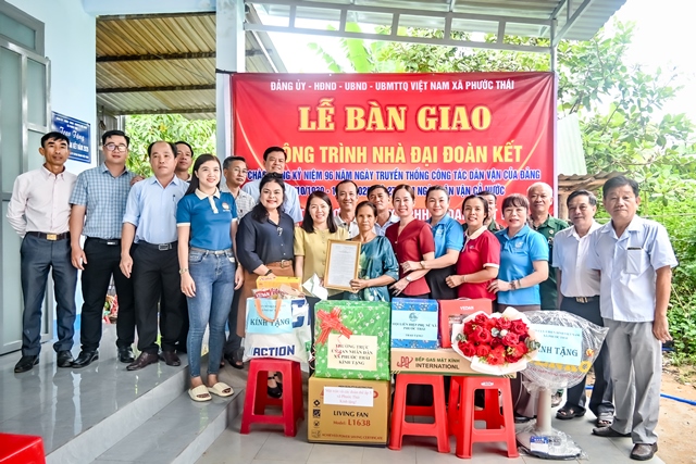 Vedan Việt Nam đồng hành cùng UBMTTQ xã Phước Thái trao tặng nhà Đại đoàn kết