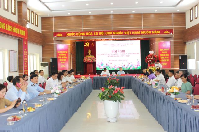 Phường Phú Thượng: Tôn vinh, tri ân đội ngũ doanh nhân, chủ các cơ sở sản xuất kinh doanh