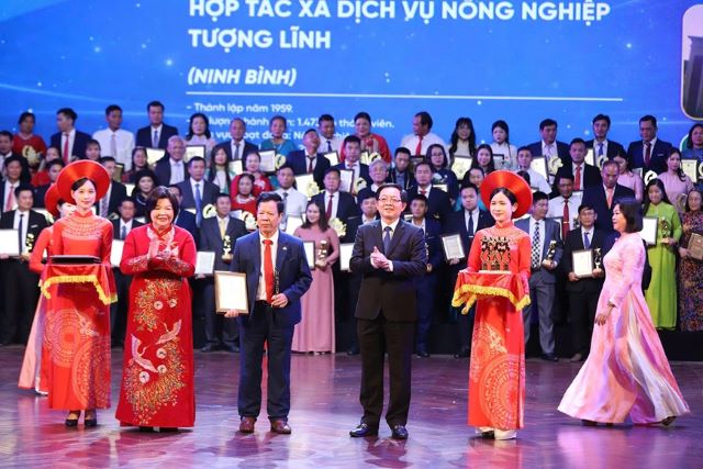 Lễ kỷ niệm 80 năm Ngày Chủ tịch Hồ Chí Minh viết thư kêu gọi điền chủ, nông gia Việt Nam tham gia hợp tác xã nông nghiệp 