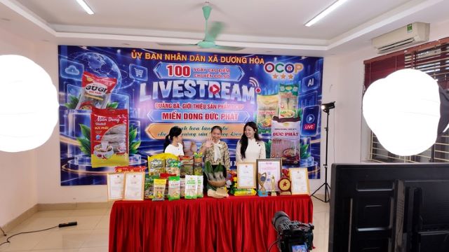 Xã Dương Hòa: Mở rộng thị trường sản phẩm OCOP nhờ Cuộc vận động “Người Việt Nam ưu tiên dùng hàng Việt Nam” 