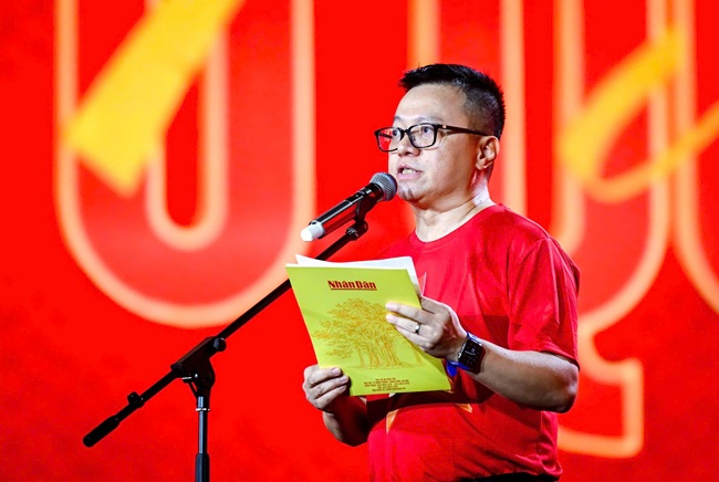 Chương trình “Tổ quốc trong tim”:  Kết nối quá khứ hào hùng với khát vọng tương lai