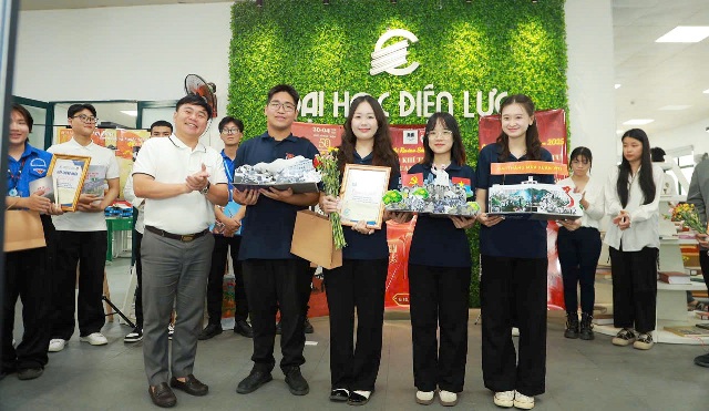 Trường Đại học Điện lực tổng kết Hội thi Review sách với chủ đề “Hào khí tháng Tư – Âm vang từ sách” năm 2025