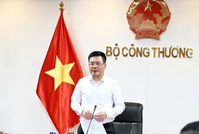 Bộ trưởng Bộ Công Thương chỉ đạo rà soát, sắp xếp tổ chức các đơn vị thuộc Bộ theo hướng tinh gọn