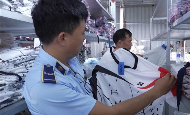 Bịt lỗ hổng pháp lý trong vi phạm kinh doanh trên thương mại điện tử 