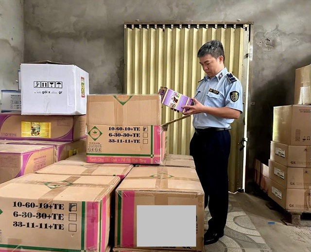 Đồng Tháp: Xử phạt 240 triệu đồng đối với doanh nghiệp buôn bán phân bón giả