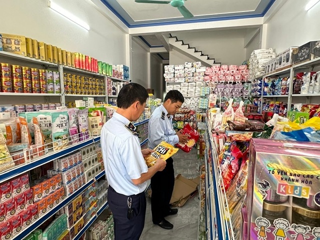 Ninh Bình: Siết quản lý hàng giả, gian lận thương mại trên nền tảng số