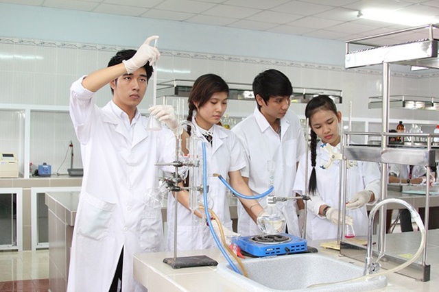 Chính sách ưu đãi đối với nhà khoa học và kỹ sư trẻ tài năng