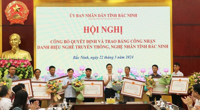 Bắc Ninh trao Bằng công nhận danh hiệu nghề truyền thống, nghệ nhân