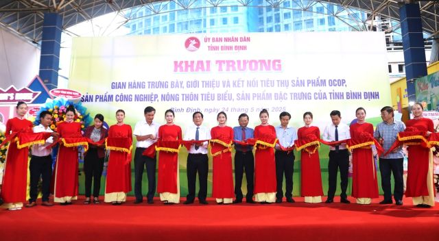 Bình Định: Khai trương Khu trưng bày, giới thiệu, kết nối tiêu thụ sản phẩm OCOP, sản phẩm đặc trưng, sản phẩm công nghiệp nông thôn tiêu biểu