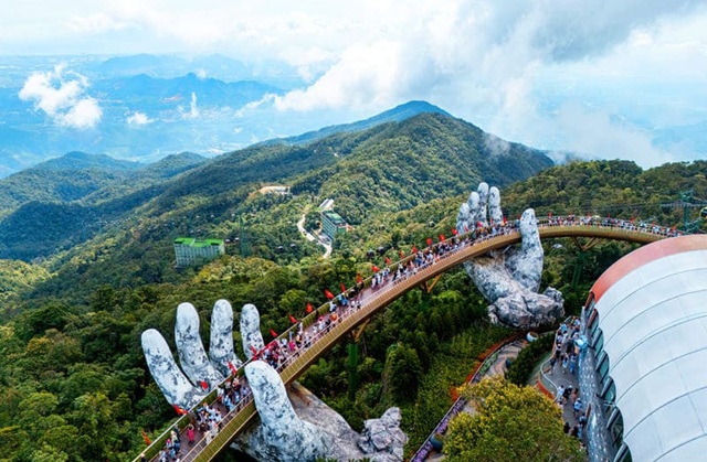 Tăng trưởng du lịch Đà Nẵng: Rào cản từ nguồn nhân lực