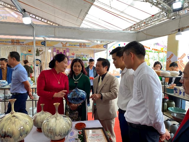 Hà Nội tổ chức Hội chợ hàng công nghiệp nông thôn Thủ đô năm 2025