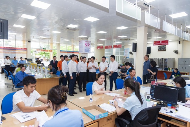 FPT cùng Quảng Ninh triển khai mô hình chính quyền 2 cấp và Trung tâm PVHCC một cấp