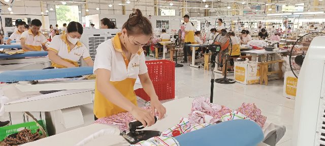 Thu hút đầu tư phát triển khu công nghiệp, cụm công nghiệp