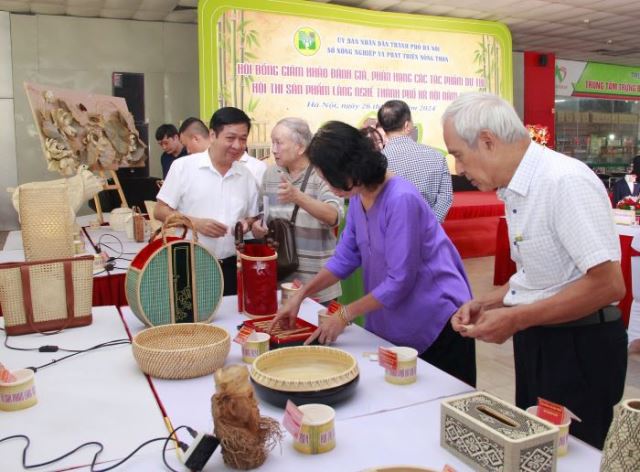 287 tác phẩm, bộ tác phẩm tham dự Hội thi sản phẩm làng nghề lần thứ 2