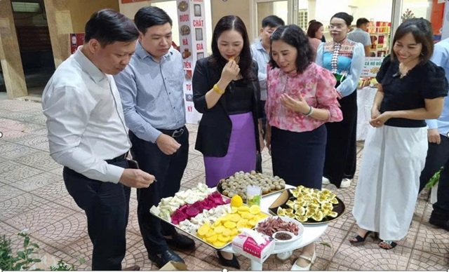 Sàn trưng bày và giới thiệu sản phẩm Hoa Phượng giúp đưa sản phẩm Việt đến gần hơn với người tiêu dùng
