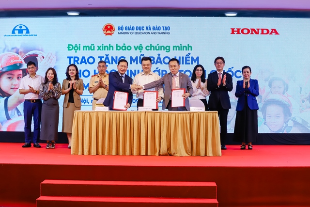 Honda Việt Nam và những giải pháp toàn diện trong năm 2024 kiến tạo một tương lai xanh, bền vững 