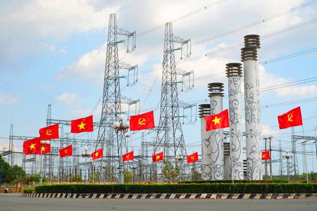 EVNNPT: Thắp sáng kỷ nguyên số bằng tư duy đổi mới và khát vọng tiên phong