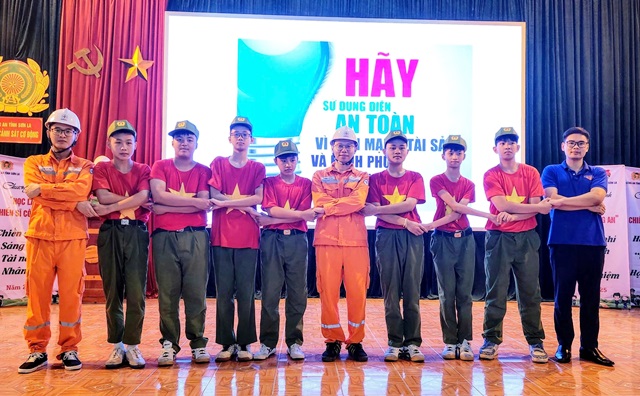 Công ty Điện lực Sơn La tuyên truyền kiến thức về sử dụng điện an toàn cho học sinh