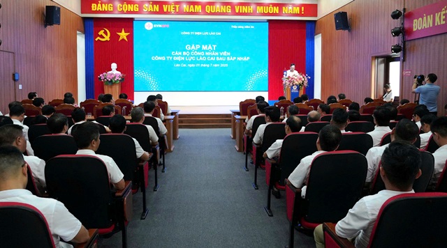 Công ty Điện lực Lào Cai tổ chức gặp mặt CBCNV và triển khai nhiệm vụ sản xuất kinh doanh sau sáp nhập