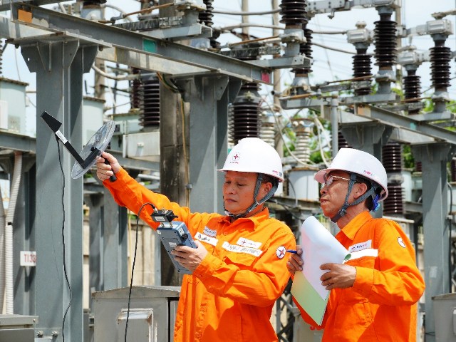 Cùng chung tay sử dụng điện tiết kiệm, hiệu quả trong mùa nắng nóng