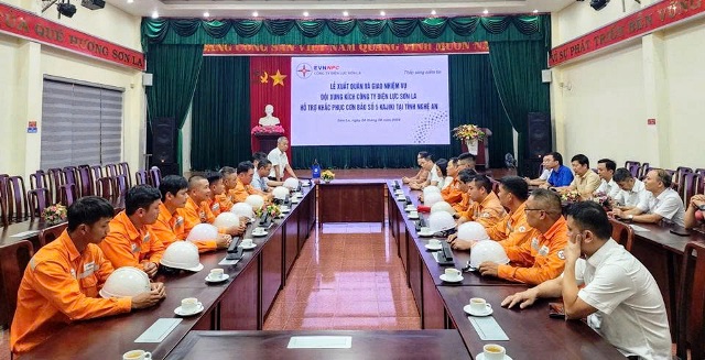 Công ty Điện lực Sơn La khẩn trương lên đường hỗ trợ ứng phó bão số 5