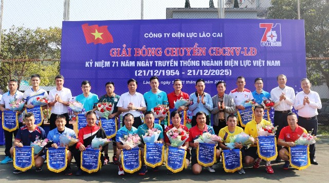 Công ty Điện lực Lào Cai tổ chức giải bóng chuyền kỷ niệm 71 năm ngày truyền thống ngành Điện