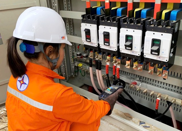 Nữ CBCNV Đội QLĐL khu vực Sầm Sơn: Tự tin thích ứng, vững vàng trong chuyển đổi số