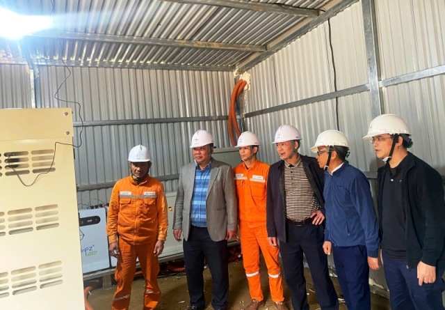 Mùa Xuân bừng sáng trên đỉnh Pha Đin