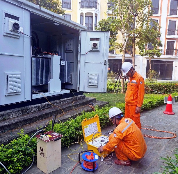 Trung tâm Thí nghiệm điện Thanh Hóa “vượt nắng” đảm bảo điện cho mùa du lịch Sầm Sơn 2026