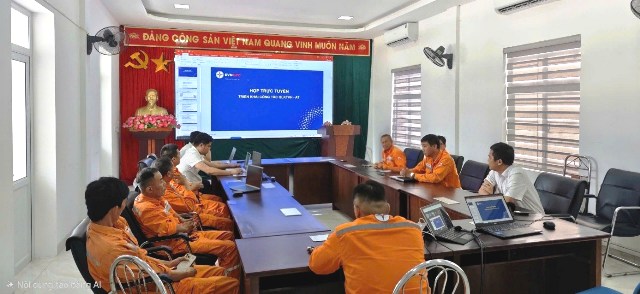 Xí nghiệp Lưới điện cao thế Sơn La triển khai chuyển đổi số gắn với quản lý kỹ thuật và an toàn vệ sinh lao động