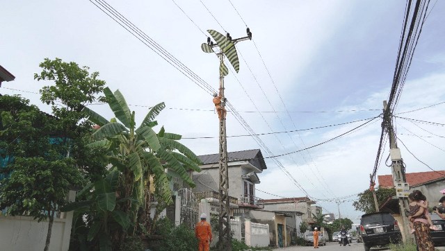 Nguy hiểm rình rập từ những cánh diều, cần câu gần đường dây điện
