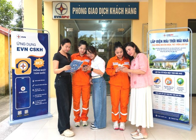 Điện lực Lập Thạch lan tỏa tiện ích số đến khách hàng sử dụng điện