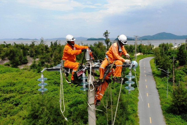 CTĐL Quảng Ninh: Sẵn sàng đảm bảo cung cấp điện an toàn, ổn định trong kỳ nghỉ Lễ Quốc khánh 02/9