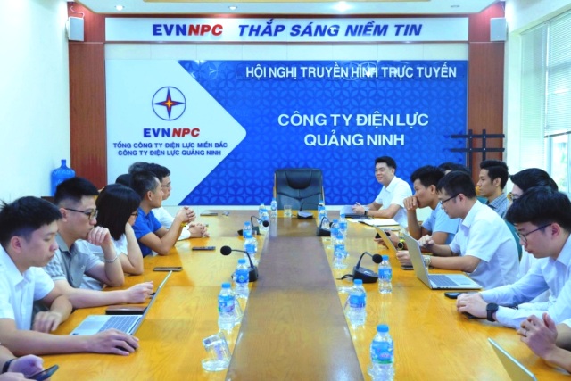 Đoàn công tác Công ty Vận hành Hệ thống điện và Thị trường điện Quốc gia làm việc tại Công ty Điện lực Quảng Ninh