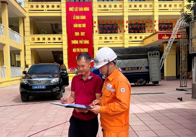 EVNNPC sẵn sàng bảo đảm điện phục vụ khai giảng năm học 2026 - 2027