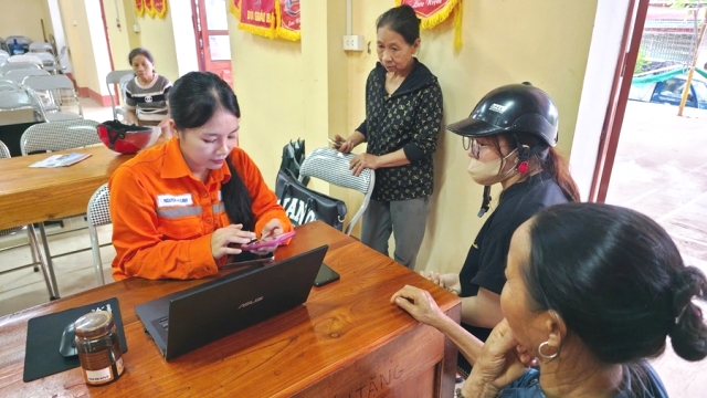 EVNNPC tạo bứt phá trong chuyển đổi số dịch vụ khách hàng