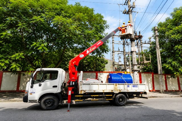 Những vòng xe nối dài hành trình giữ ánh sáng