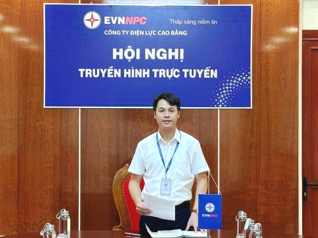Công ty Điện lực Cao Bằng kịp thời đóng điện 11 trường nội trú trước thềm năm học mới