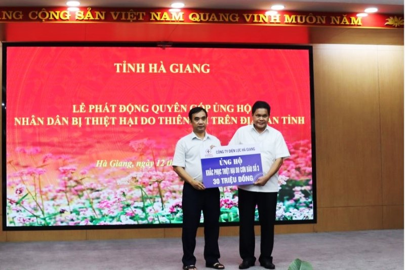 PC Hà Giang đồng hành và chia sẻ với đồng bào bị thiệt hại do bão lũ