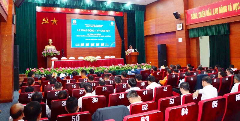 PC Thanh Hóa phát động Lễ ký cam kết an toàn vệ sinh lao động