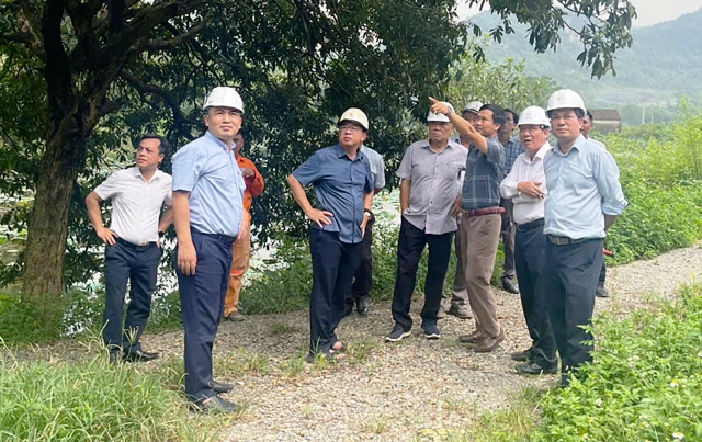 Tổng giám đốc EVNNPT kiểm tra công trường và họp điều độ Dự án đường dây 500/220kV Nho Quan – Phủ Lý – Thường Tín
