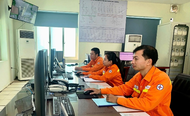 EVNNPT đảm bảo truyền tải điện an toàn, liên tục, ổn định hơn 171, 5 tỷ kWh điện trong 8 tháng năm 2025