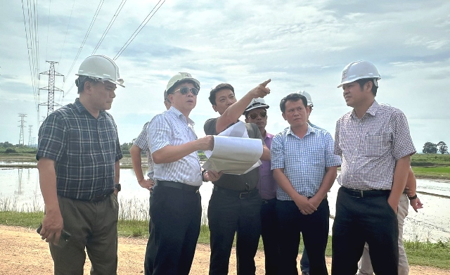 Quyết tâm đẩy nhanh tiến độ cụm dự án đường dây truyền tải phục vụ nhập khẩu điện từ Lào