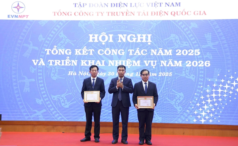 Đảng bộ Tổng công ty Truyền tải điện Quốc gia giữ vững niềm tin theo Đảng