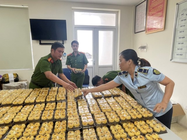 Cảnh giác với bánh Trung thu giá rẻ